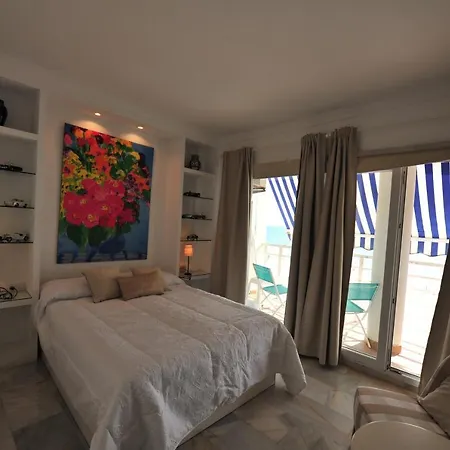Apartment Frente Playa Victoria Puesta Sol
